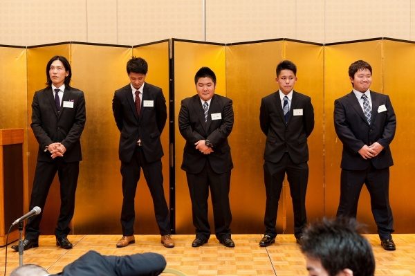 今年は5名の新しい職人さん、新人さんが入社しました