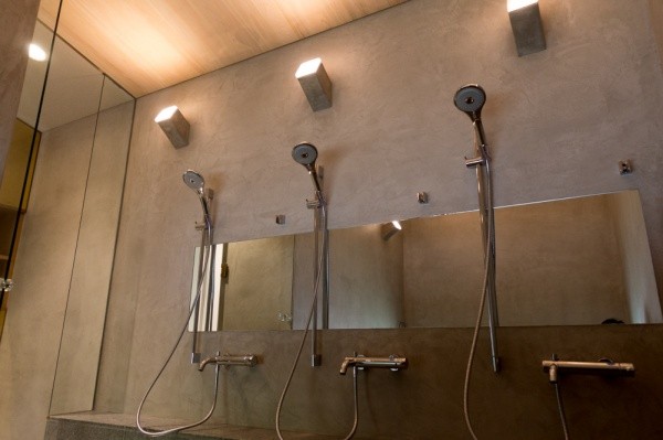 モールテックスを使用したシャワー室