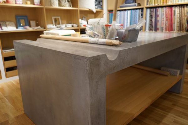 ファブリック店舗の作業台をモールテックスで施工