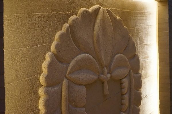 厚みや角の落とし方もお客様と打ち合わせし、すこーしだけ丸みを出したものになりました