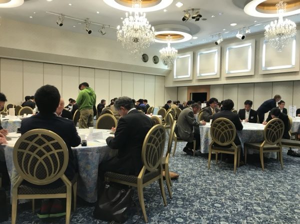 当社のモデリング育成や年明け披露会など、育成、定着の取り組みをお話させていただきました