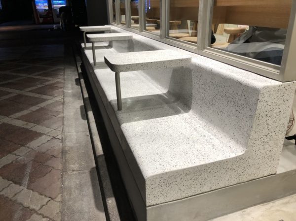 BEALSTONE　ベンチの施工