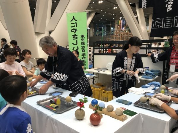 ものづくり・匠の技の祭典　左官ブース　光る泥団子