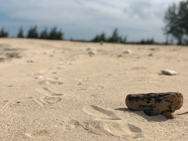 沖縄の砂浜