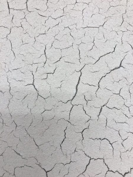 白っぽい色の土壁ヒビ割れ仕上げサンプル見本