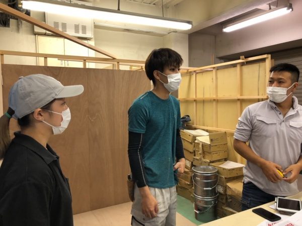 原田左官技能五輪練習会。講師は和田タイル様