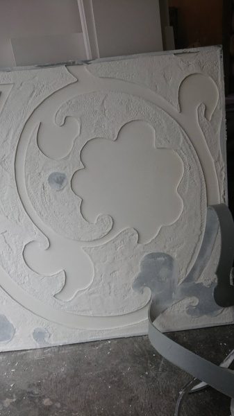 塗り壁型使用サンプル施工中の模様