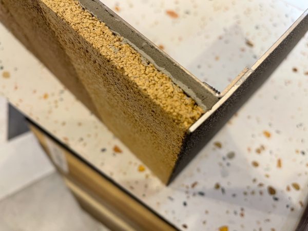 塗り版築出隅モックアップ品