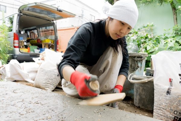 現在活躍している原田左官女性職人