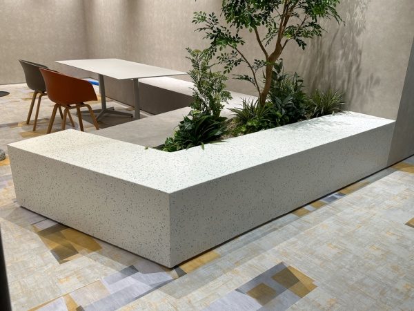 ビールストーンのオフィスベンチ施工例