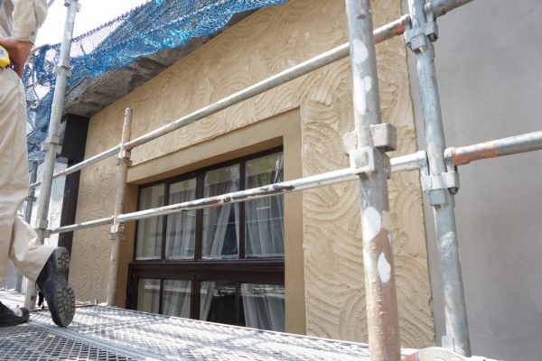特殊モルタル模様付け仕上げの外壁