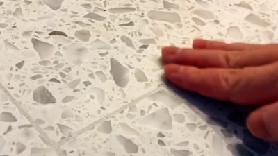 タイルライブラリー　白テラゾをツルっとしたフラット目地に！