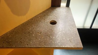 ビールストーンASIANNESOS手洗い台に施工