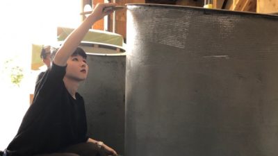 ビールストーン円柱什器塗り付け