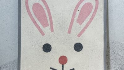 動物キャラも可能！ ビールストーンの模様付け仕上げ