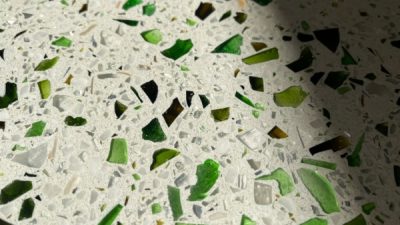 ビールストーン、ガラスを入れた仕上げとガラス骨材のご紹介