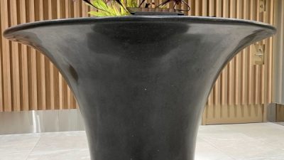 ビールストーンブラックオニキスのような黒い受付台