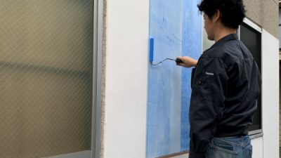 コンクレタール　漆喰の風合いを損なわず保護する塗料　試験施工