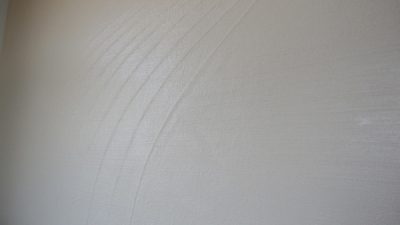 デザイン性のある会議室の壁　施工