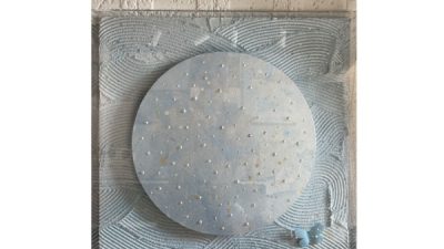 長坂真護氏のFULLMOONをタイルライブラリーに展示中です