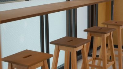 土の仕上げ「風土」和菓子屋さんのテーブルイスに施工