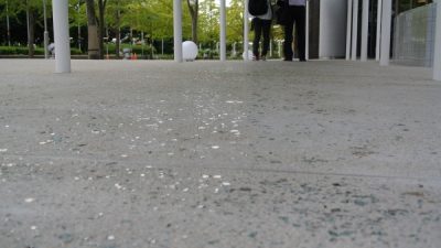 ガラス洗い出し仕上げ