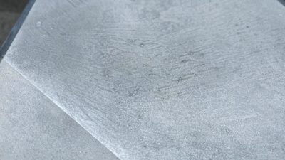 モールテックスにシルバー色をプラスした仕上げ