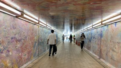 池袋ウイロード再生事業　植田志保さんの色使いと池袋との不思議な縁