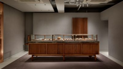 イタリア磨き　青山の宝石店「himie」での施工