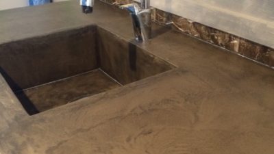 キッチンにモールテックス