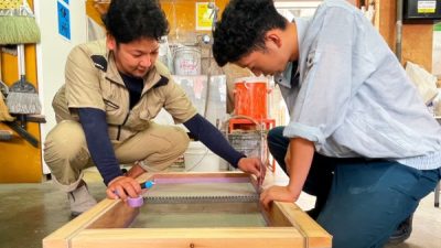 左官技能三級を高校生にレクチャー