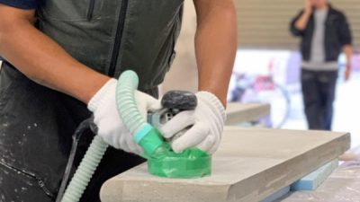 研ぎ出し仕上げで階段の段板を製作