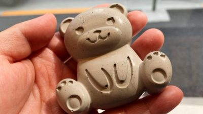 子供と作るモルタル工作 ドイツの速乾レベリング材を使用