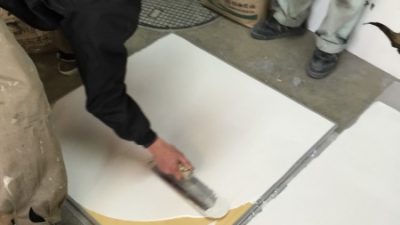 白いセルフレベリング仕上げ
