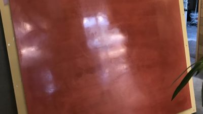 弁柄色の漆喰磨き