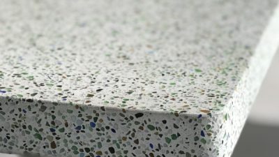 ビールストーン　色ガラス - レストランテーブルに使用