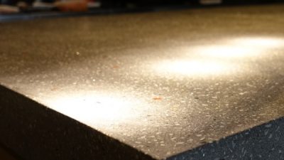 ビールストーン　テラクリスタ - キッチン天板に施工