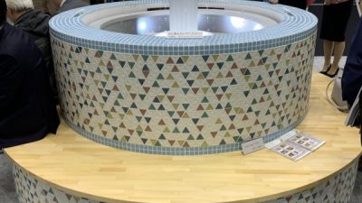 内装タイル張り - ビッグサイト展示会での施工