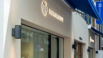 ポリーブル外壁 アトラスボードの下地に施工