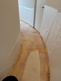 スリックシールド工法を施工中の床