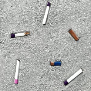プラスタル埋め込み仕上げ 鉛筆の端材を再利用したサンプル