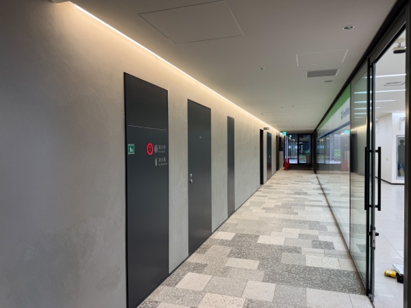 プラスタルポリーブルで施工した大面積の壁