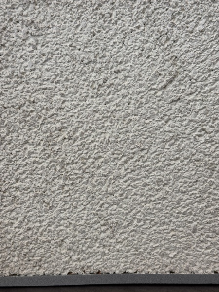 コルクとプラスタル塗り材で固めた左官サンプル