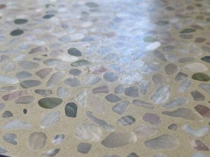 玉石を撒いたようなビールストーン仕上げサンプル