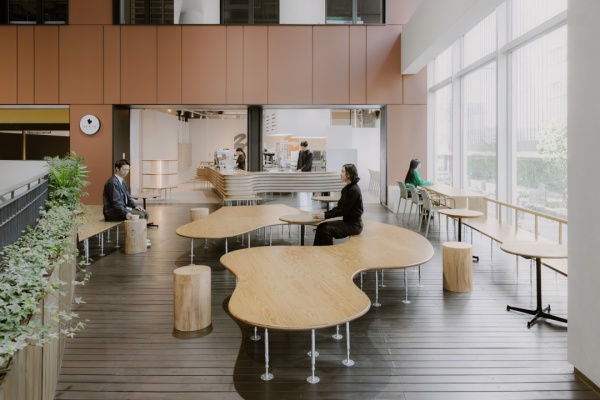 コーヒーショップの店内風景