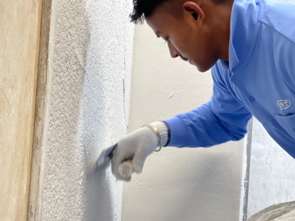 リシュケシュさんの壁塗りトレーニング