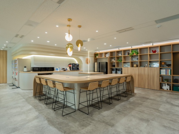 樹脂系の塗り版築壁