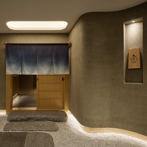 風土～FUUDO～ - 飲食店の内装壁に龍安寺の土塀を模した施工