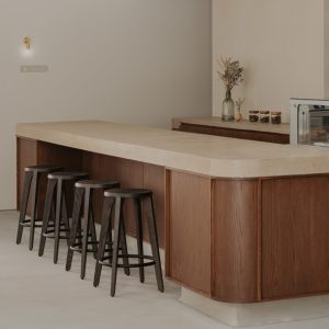 ビールストーン - カフェテーブルに施工
